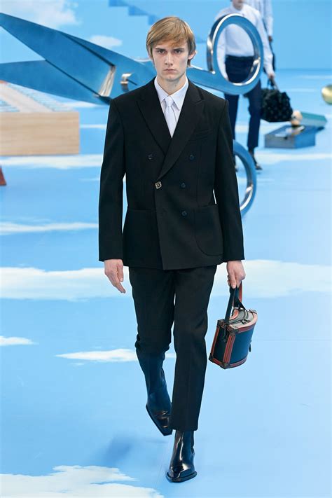 lv fw20|Louis Vuitton Fall 2020 Menswear Collection .